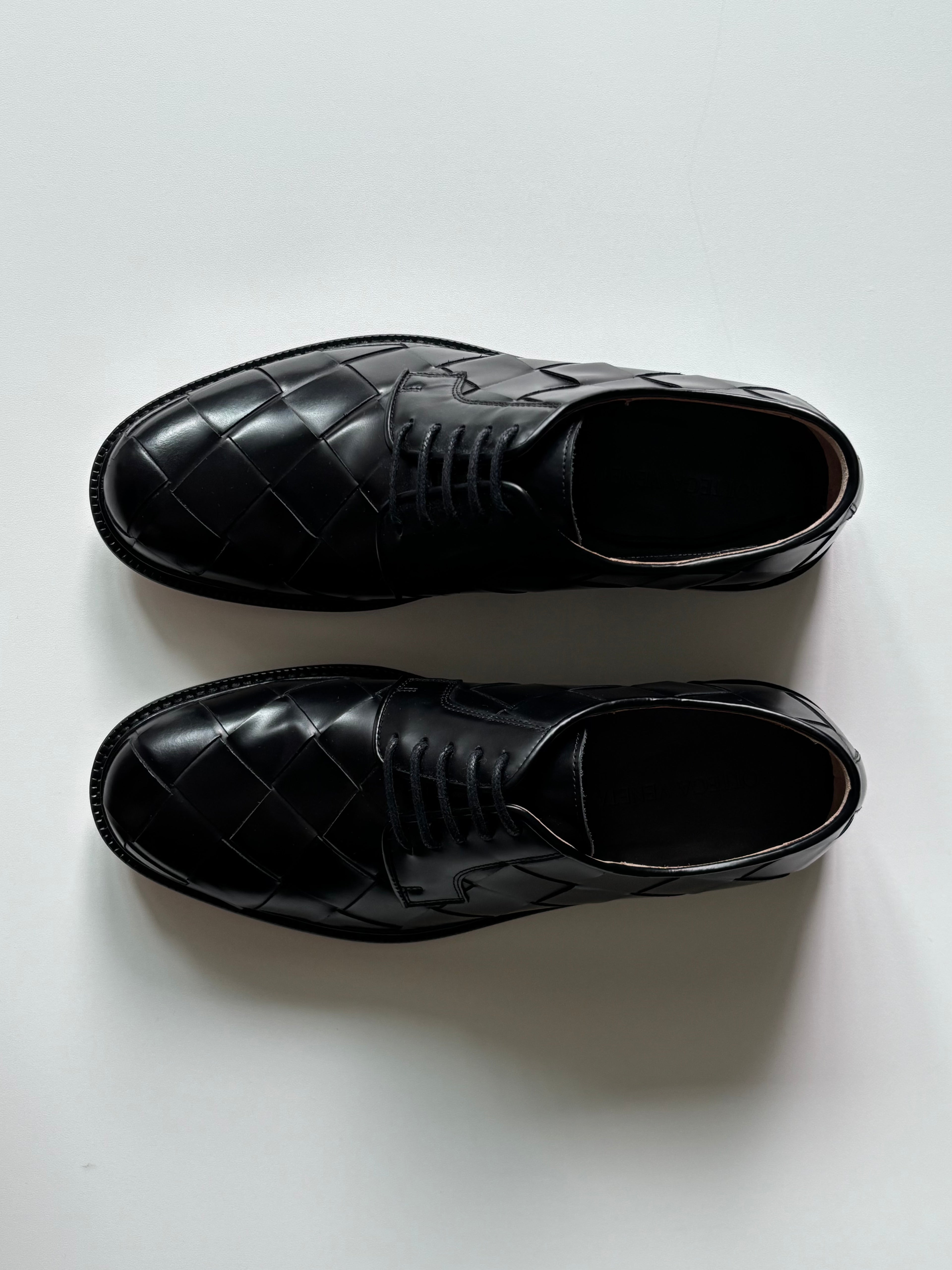 Bottega Veneta Tie Lace-Up Shoes
